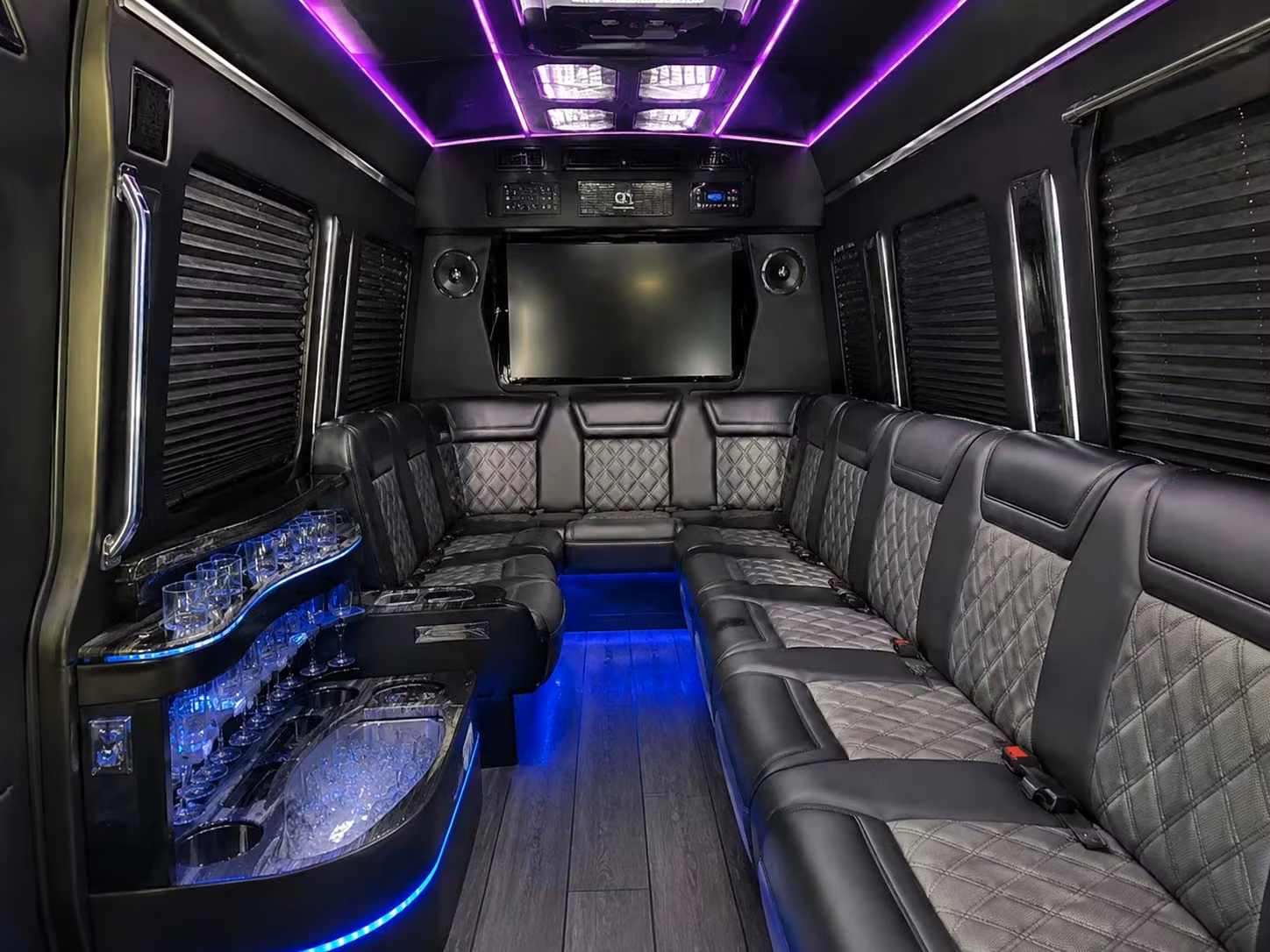 airport transfers and long distance wedding guest shuttles to lakeland