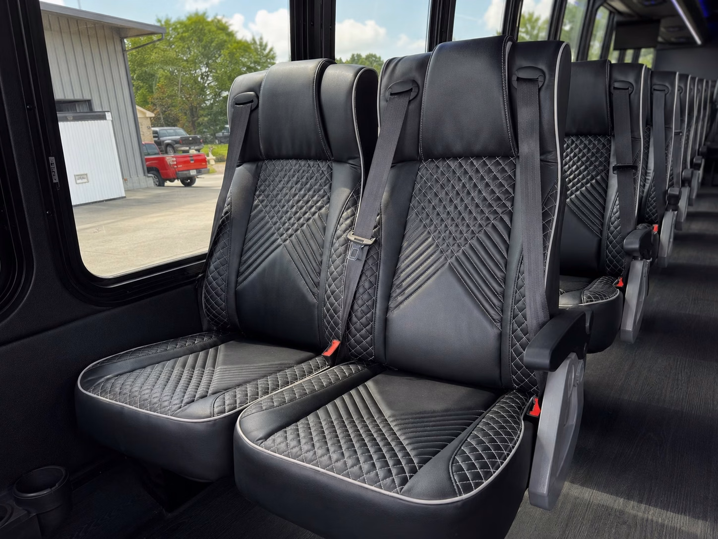 book prom transportation in lakeland or any city nearby