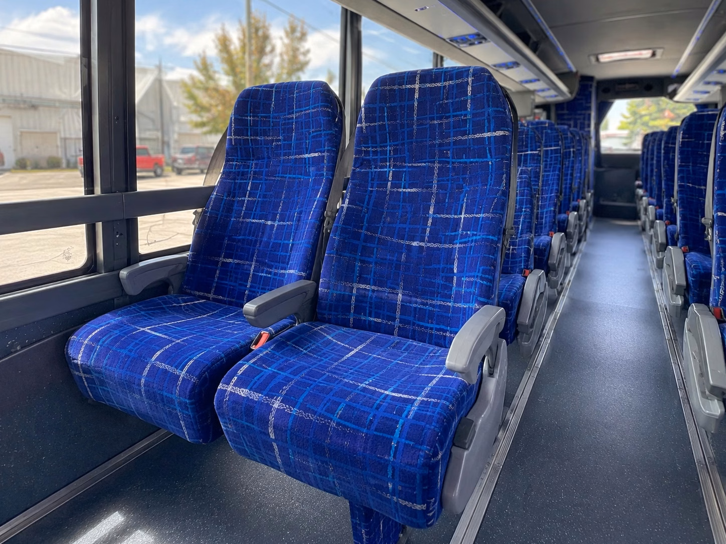 what makes charterbusrentallakelandfl com the right choice for florida southern college and lakeland athletic event shuttles